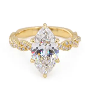 Oval sapphire ring, suitable for both men and women.Copper-plated pure gold 5A quality gemstone.Comes with a matching couple's ring.Features eight heart-shaped and eight arrow-shaped cut dazzling and fashionable accessories.