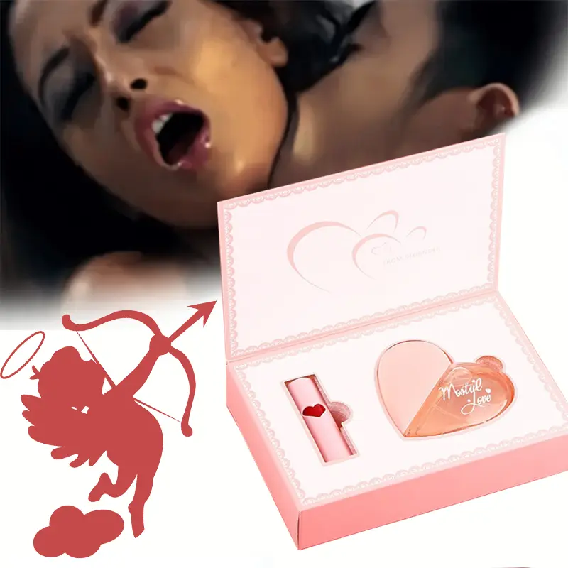 Mistletoe Love Heart-Shaped Gift Set with Lipstick and Perfume for Romantic Occasions