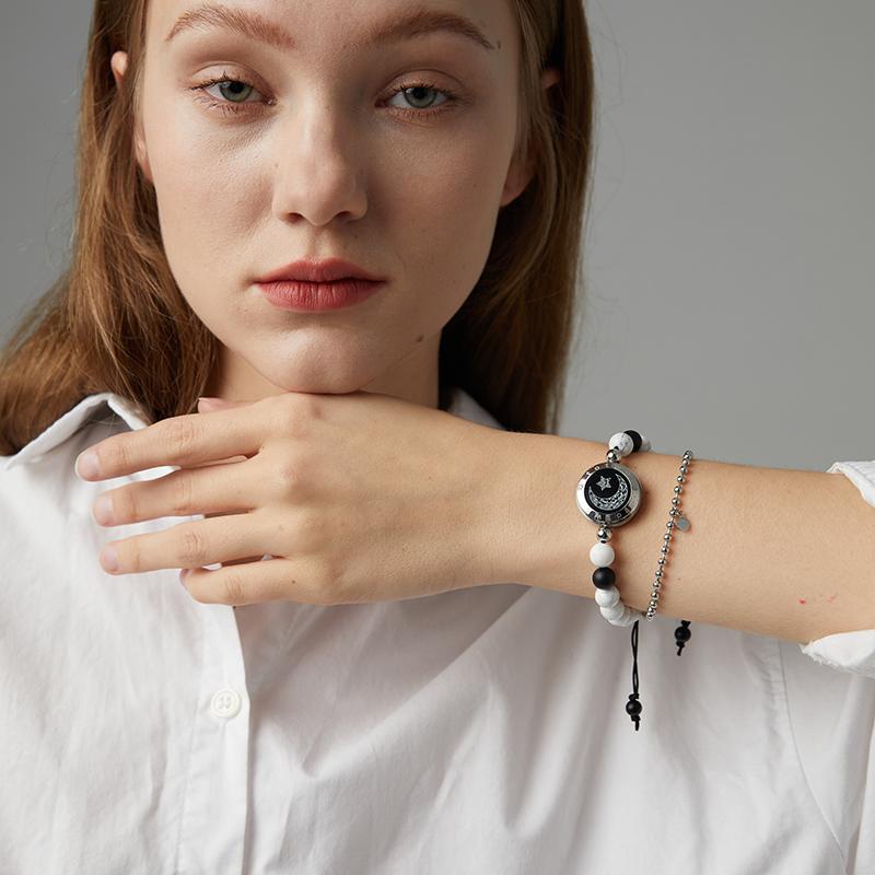 【creative gifts】totwoo Sun&Moon Long Distance Touch Bracelets with Matching Beads Functional Love Connect Gift For Boyfriend or Girlfriend or your Family