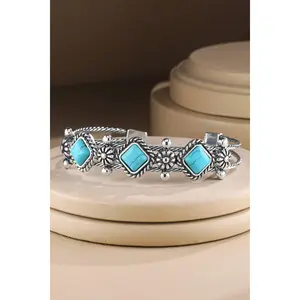 Western Semi Stone Square Wire Bangle