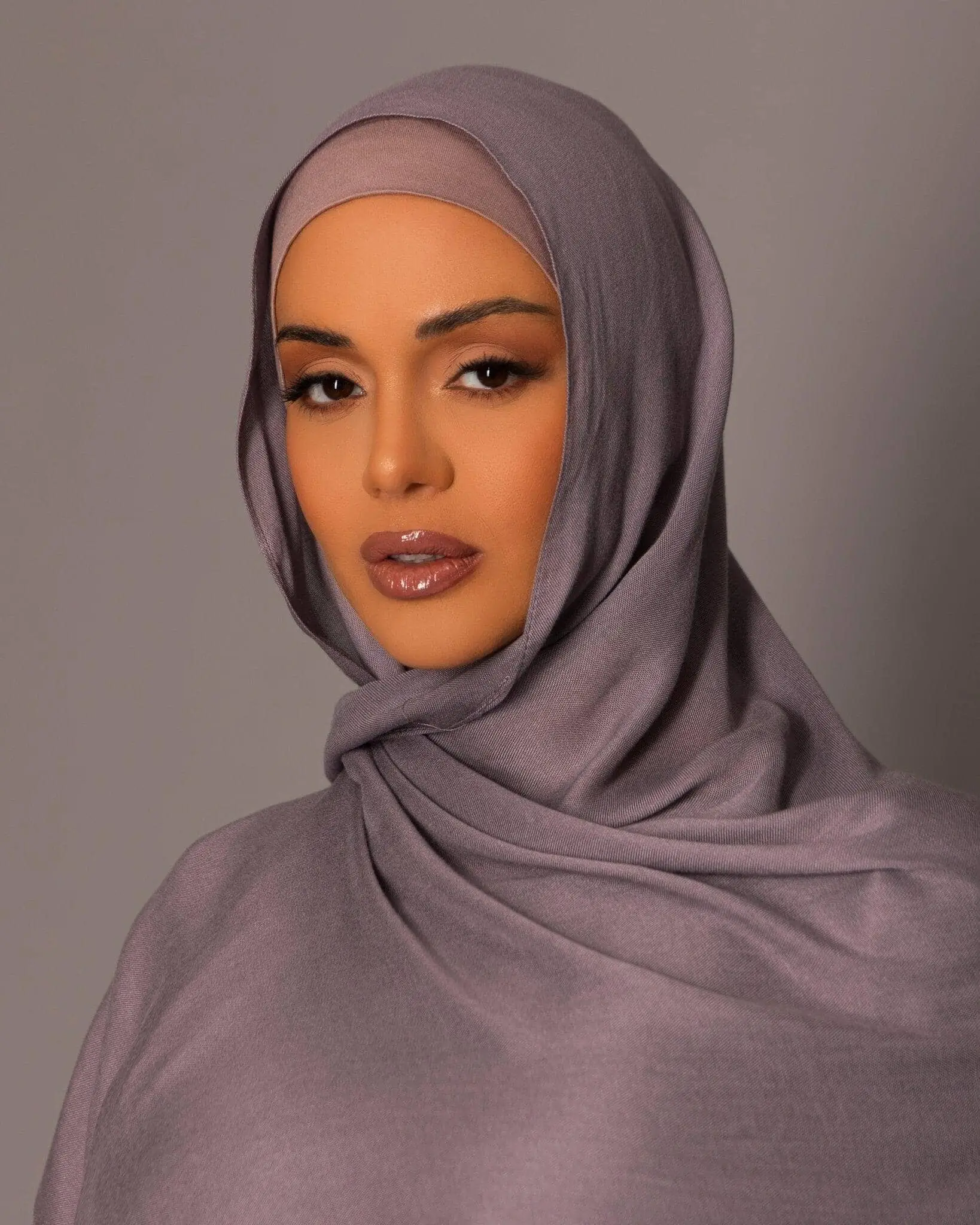 Premium Modal Hijab with matching under cap set - Dusky Lavender