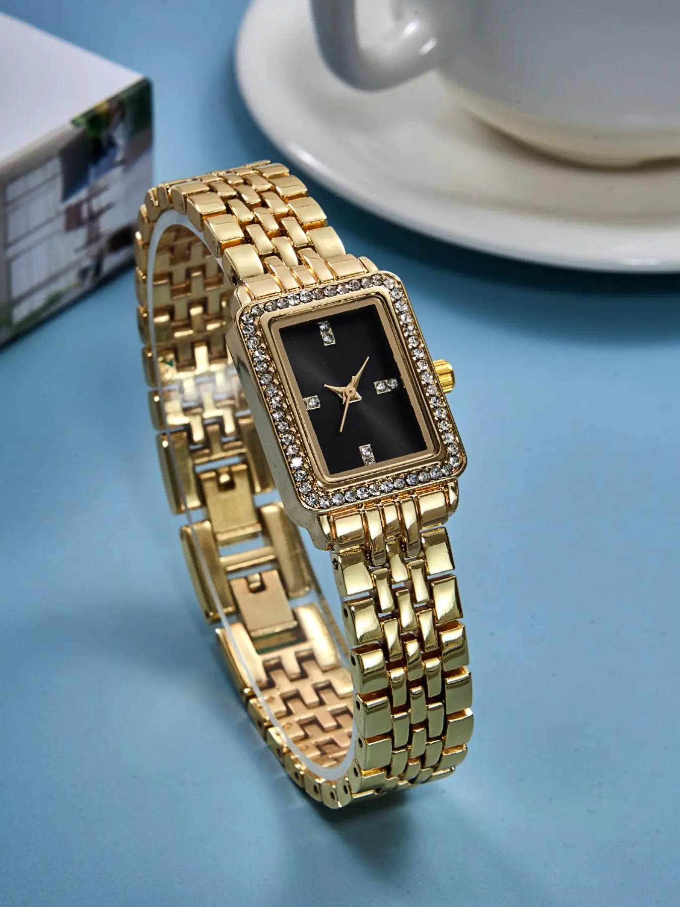 Women's Elegant Rhinestone Decorated Rectangle Dial Quartz Watch, Exquisite Trendy Wristwatch, Fashionable Watch for Women As Gift with Box