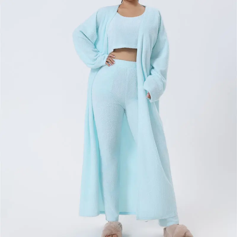 MayneAttraction The Lounge Queen 3-Piece Set