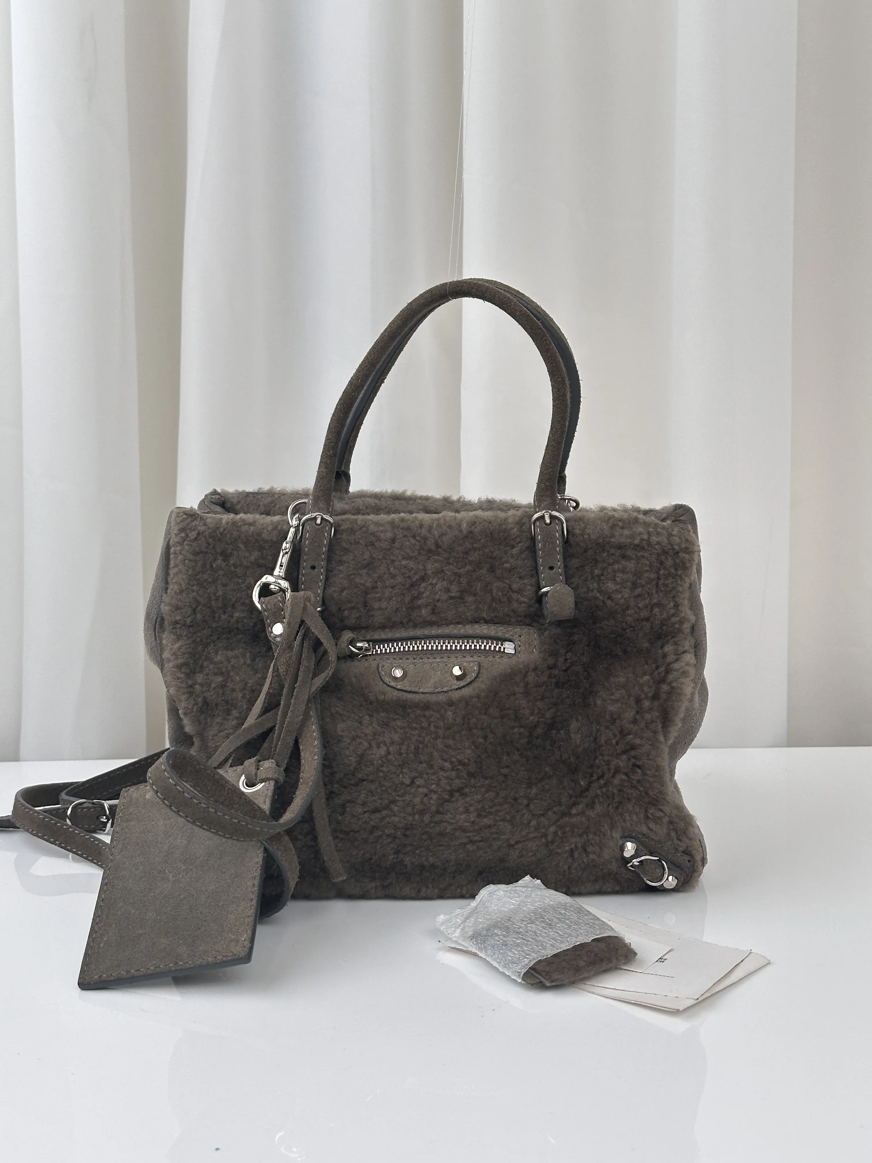 Pre-owned Balenciaga As Shown Shoulder Bags Barcelona Turnlock Bag MR29072026C177