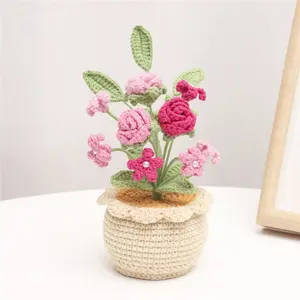 Handmade Knitted Rose Pot Plant Decoration, Decorative Flowers, Perfect Gift for Valentine's Day & Christmas, Unique Craft Design for Home Decor