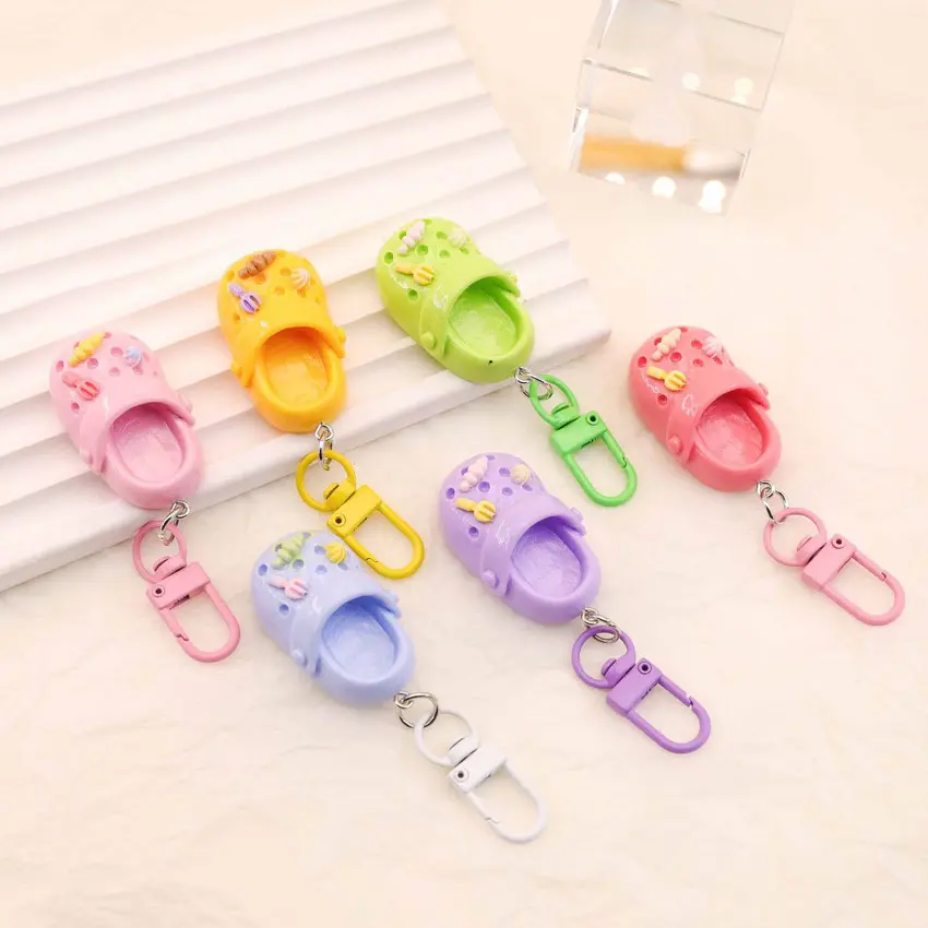 6pcs Cute Resin Mini Clog Shoe Keychains Set,  Candy Color Backpack Bag Charm Pendant,  Key Ring for Daily Decoration, Gift Idea for Girls Holiday Presents
