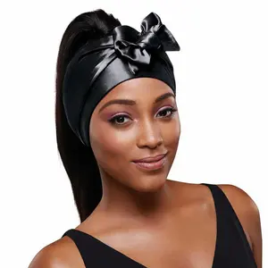 RED by KISS Silky Satin Edge Laying Scarf