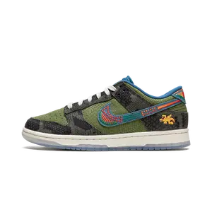 Dunk Low "SiEMPRE Familia" DO2160 335