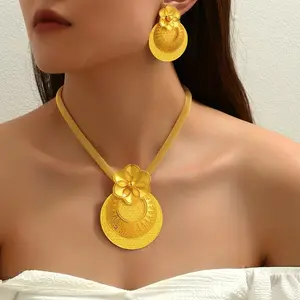 Ms luxury three-piece Middle East style wedding the bride wedding jewelry flower necklaces earrings gift packages