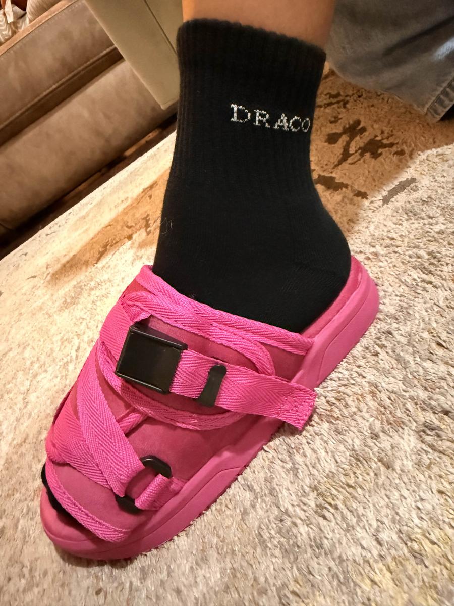 Item: Bubblegum Pink, 5-6