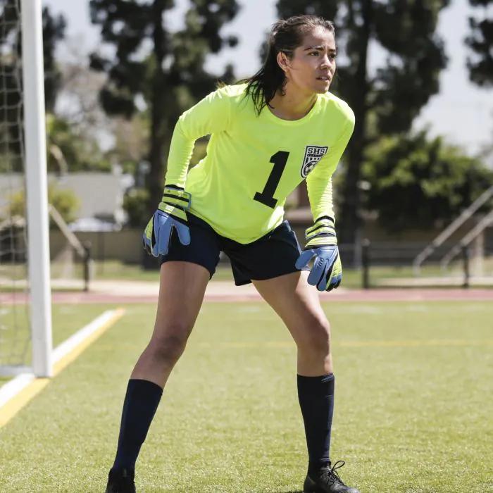 A4 Women's Long-Sleeve Cooling Performance Crew - Breathable Athletic Top for Gym & Outdoor Wear with Moisture Wicking & UPF 44 Sun Protection