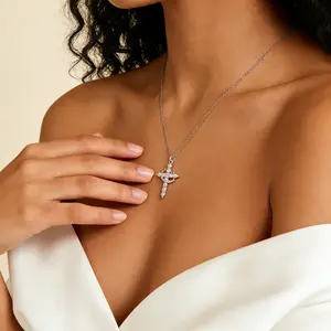 Luxurious Cross Crown Necklace - Women's Exquisite Faith Pendant, Christian Religious Jewelry, Warm Gift for Girlfriend/Wife/Mother on Valentine's Day - Silver Plated Necklace