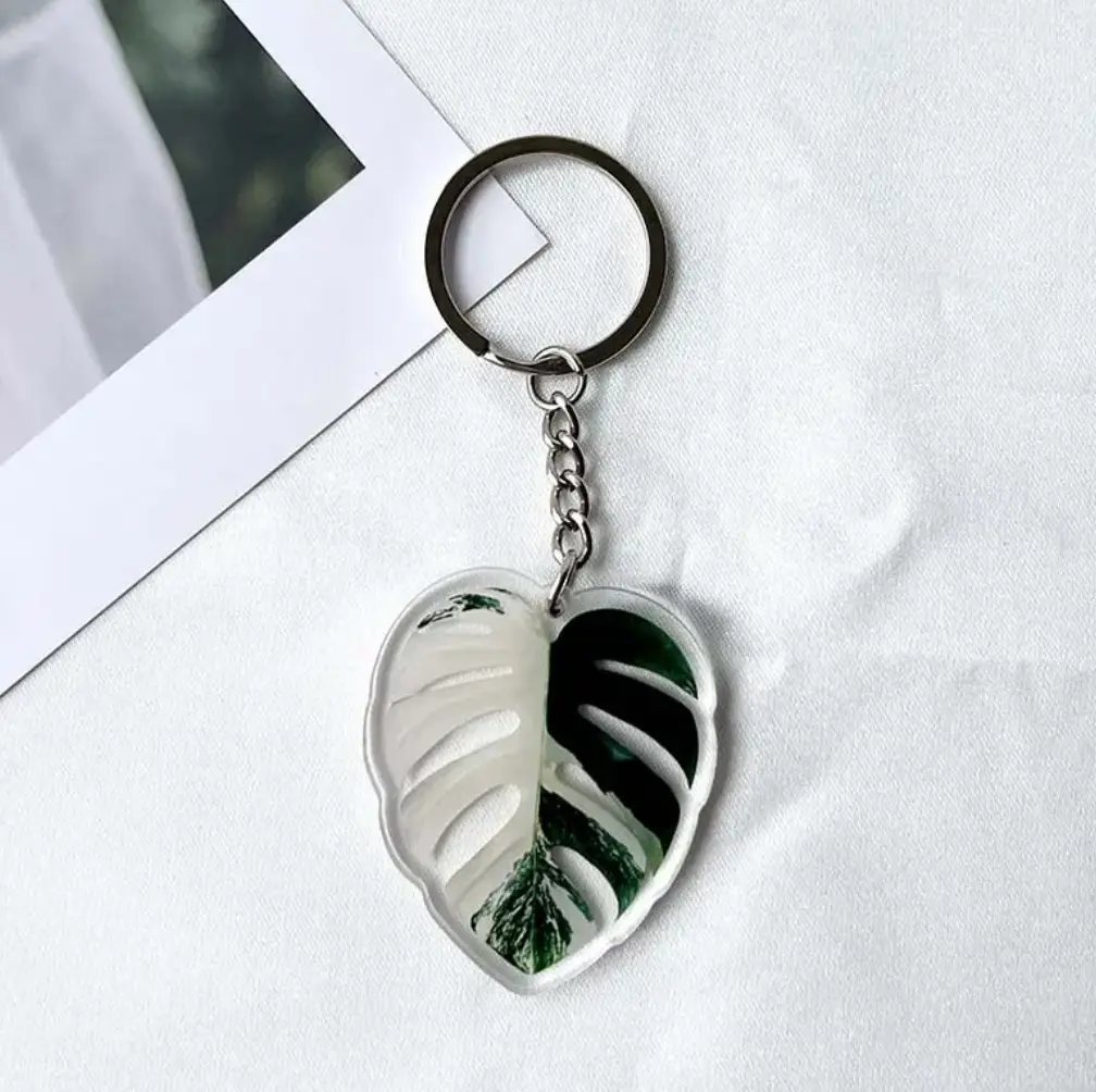 LEAF KEYCHAIN