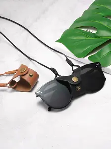 Neck-hanging glasses storage pouch with a snap-on accessory design, a matching item, suitable for daily outings, storing glasses and sunglasses, perfect for outdoor activities, Portable sunglasses organizer