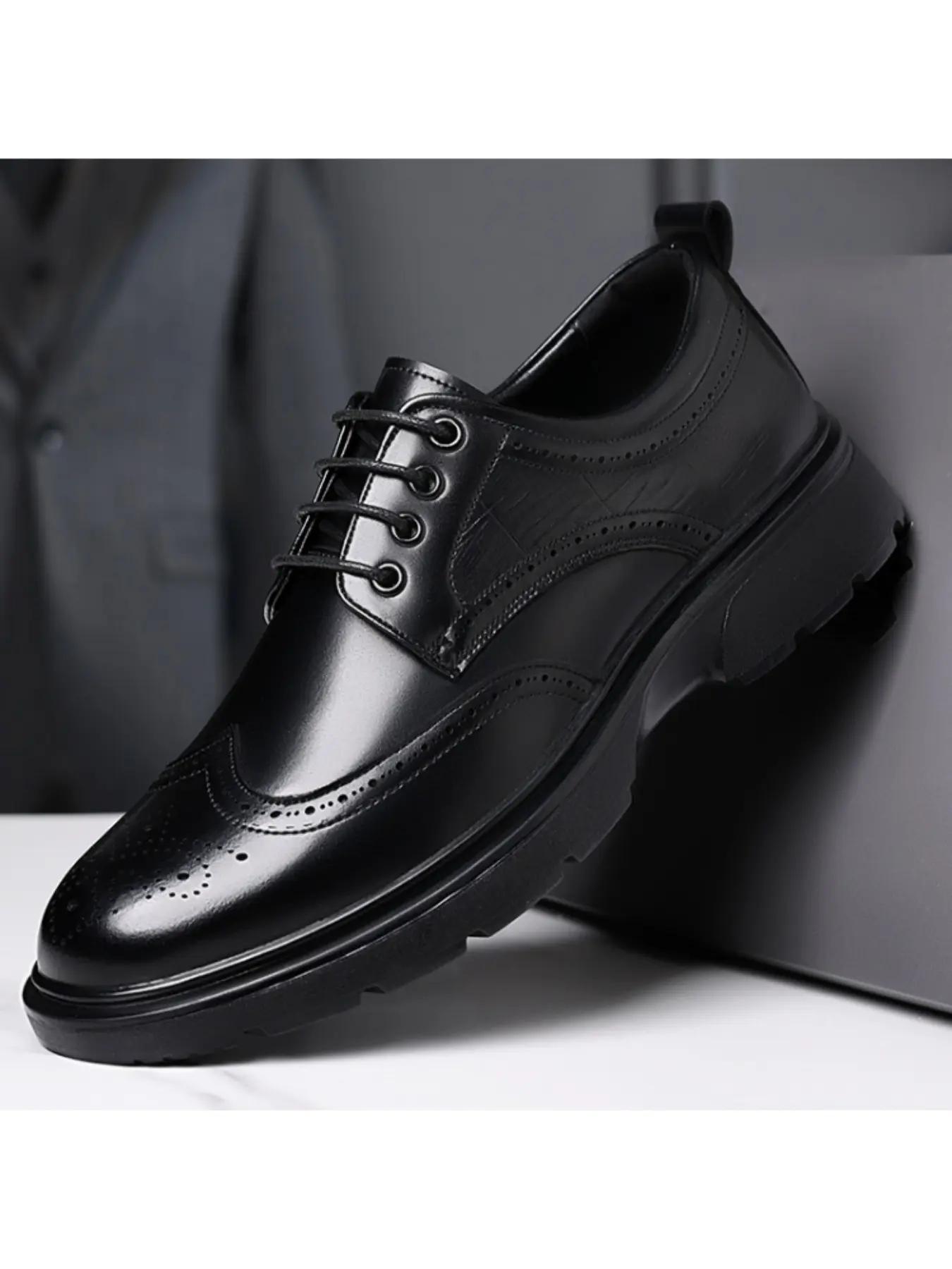 Men's Leather Block Heel Wingtip Formal Dress Shoes, Classic Pointed Toe, Lace-Up Design, Microfiber Upper, Rubber Sole, Business Style, Office, All Seasons Wear