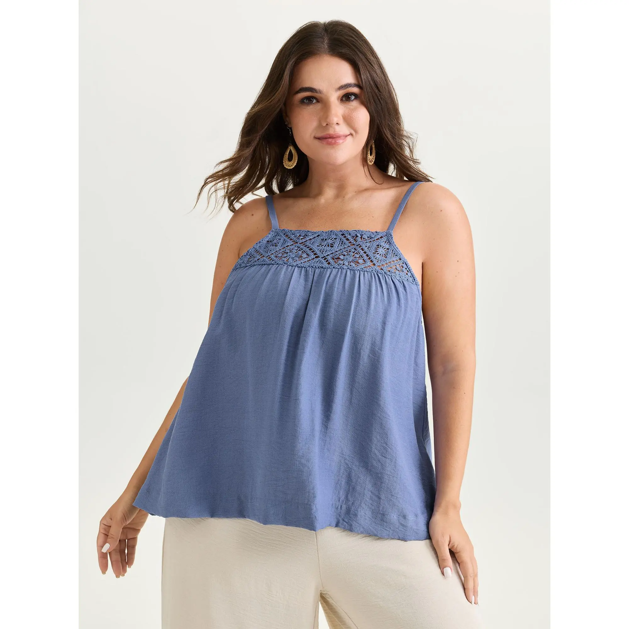 BloomChic Cut-Out Neckline Cami Plain Tank Top 【M-6XL】