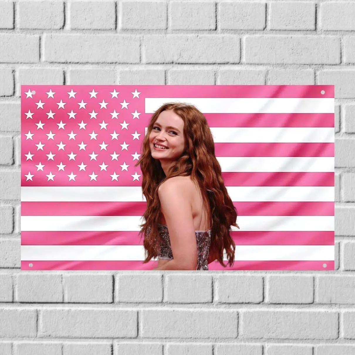 Sadie Sink US Wall Tapestry – Actress Flag, TV Show Room Decor Banner Wall Tapestry, Fabric Wall Hanging for Bedroom, Dorm Room, Living Room and Apartment Decor, Lightweight Indoor Wall Art