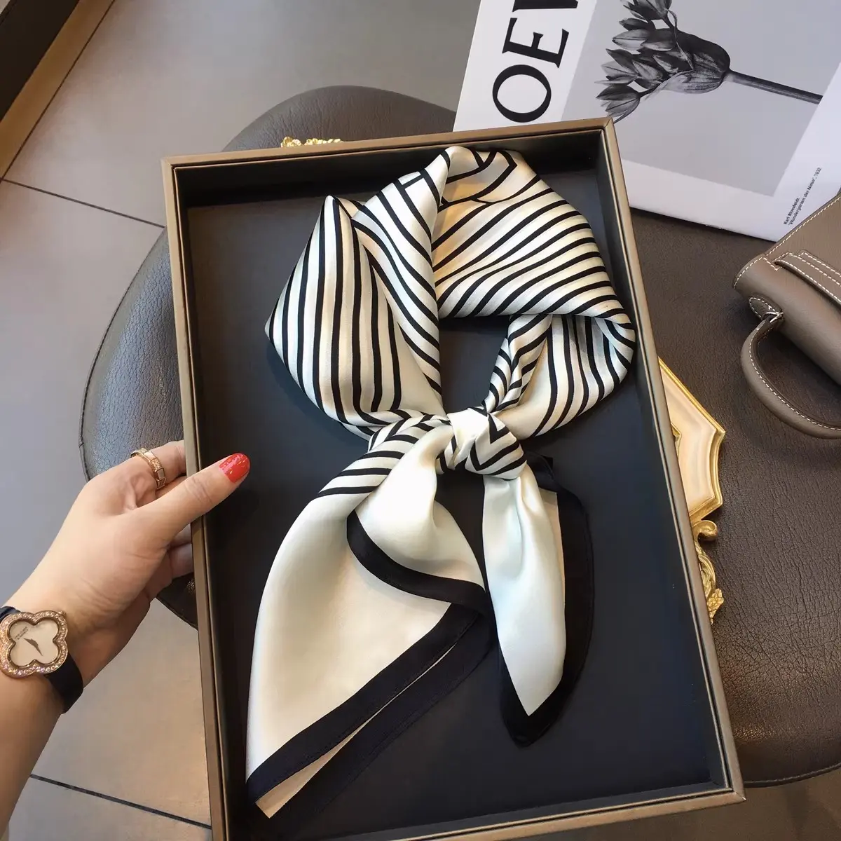 Ladies' small scarf for spring, summer, autumn, Korean version, polka dot striped scarf, neck protection, Western style shawl scarf, headscarf decoration, thin square scarf, can decorate bags