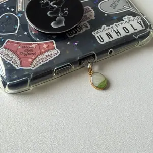 Dust Plug Green Oval Charm for USB-C Devices