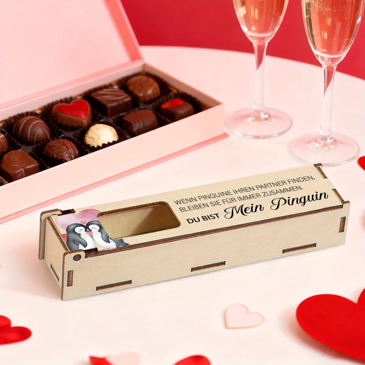 1pc wooden chocolate gift box with a penguin motif, featuring a German themed Valentine's Day message. Perfect as a gift for relatives, friends, or lovers on Thanksgiving, Christmas, Valentine's Day, Father's Day, or Mother's Day.
