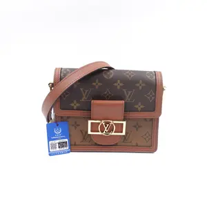 Pre-owned Louis Vuitton canvas Shoulder Bags Dauphine Brown Coated Shoulder Bag T10387282