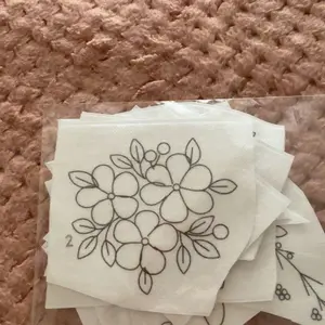 Peel and Stick Sewing Embroidery Sticker, 12pcs Flower Pattern Water Soluble Embroidery Stabilizer, Wash Away Self Adhesive Transfer Paper for Hand Sewing Lover and Beginner