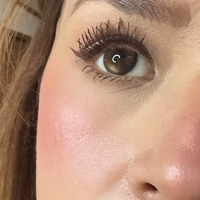 Doll eyeliner