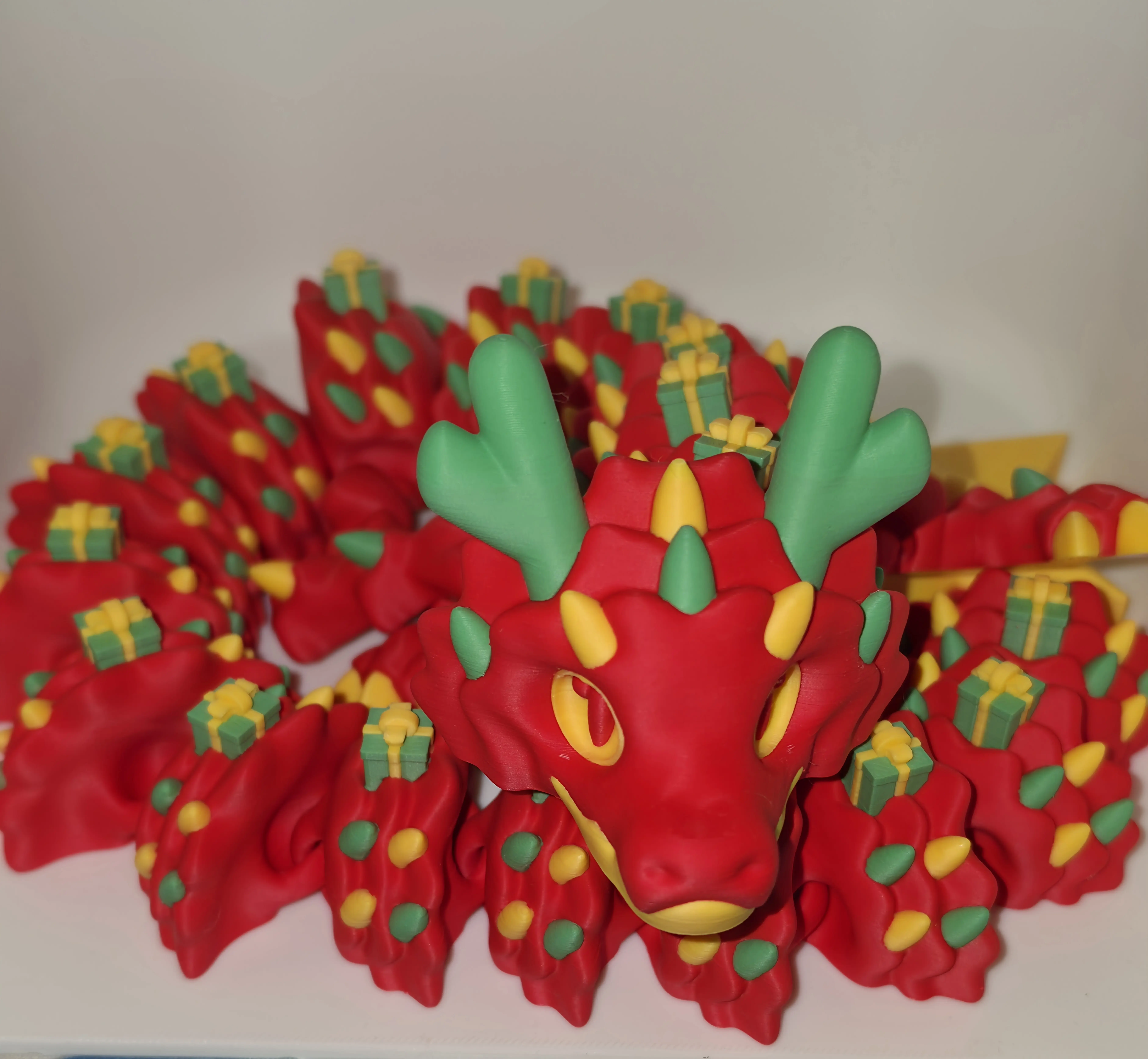 Christmas Dragon Stress Relief Toy, Classic & Novelty Toy for Holiday