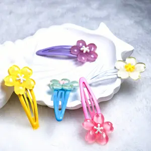 5-Piece Weekday Flower Clip Set - Cute New Color for Every School Day with Happiness Included in Vibrant Pastel Tones