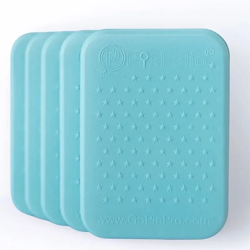 (1) Small Pin Board