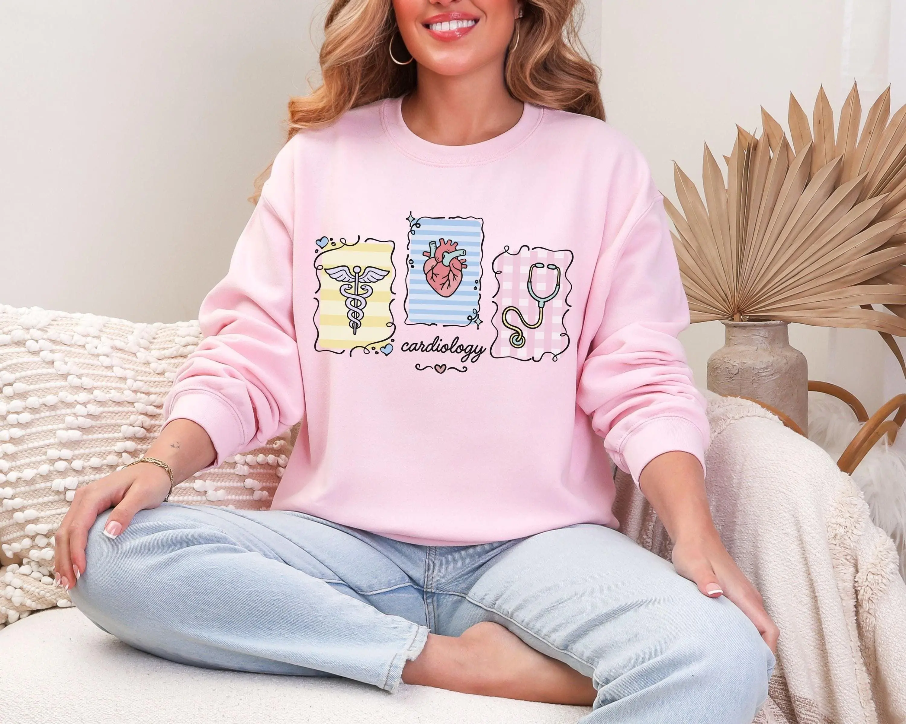 Women's Cardiac Nurse Round Neck Oversized Soft Cotton Fleece Crewneck Sweatshirt - Cute Retro Coquette Graphic Print Casual Clothes for Everyday Wear, Valentines Day Tops, Medium Length