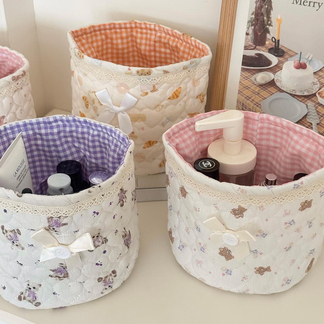 Cartoon Bear Round Quilted Storage Basket with Plaid Lining Fabric Storage Bin — Girly Desktop Organizer