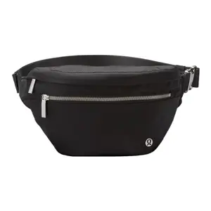 Lululemon City Adventurer 2.5L Waist Pack with Zipper Closure in Black for Men and Women