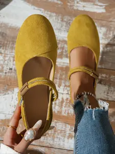 New Women's Slip-On Flat Shoes, Comfortable Versatile Design, Turquoise Accessory, Perfect for Various Occasions, Casual Flats