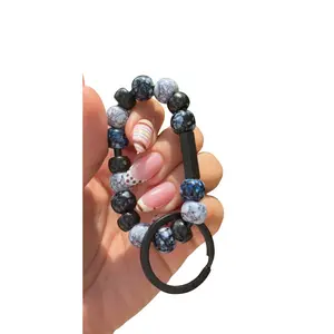Handmade beaded keychain (Black and gray)