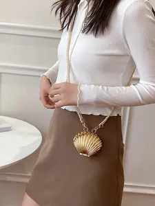 Women's Pearl Clutch Purse, Evening Bag, Chain Shoulder Bag, New Metal Shell Crossbody Mini Bag, Colorblock Design, All Seasons