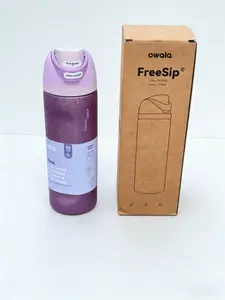 The Owala FreeSip insulated cup in purple color is extremely eye-catching. It has a capacity of 710ml and a 304 stainless steel inner liner. It has a 32oz large capacity and is made of 304 stainless steel.