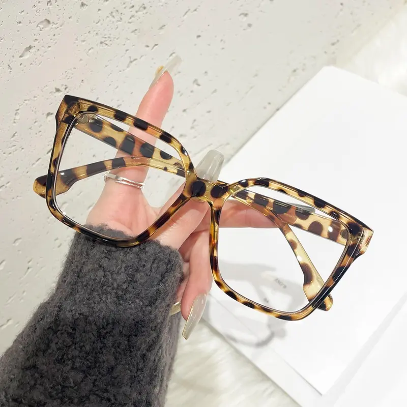 Unisex Vintage Leopard Pattern Square Frame Eyeglasses, Blue Light Blocking Glasses Casual Eyeglasses, Fashion Accessories for Outdoor Activities, Trendy Casual Eyeglasses, Square Frame Eyewear, Fashionable Frames Glasses, Trending Glasses