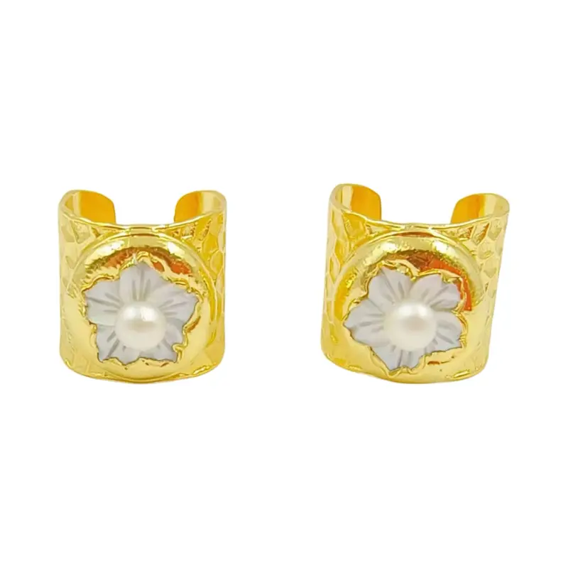 Heirloom Pearl Orchid ring