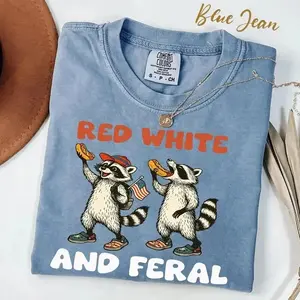 Comfort Colors Red White and Feral Raccoon T-Shirt, Funny Raccoon 4th of July Graphic Tee, Patriotic Hot Dog Shirt, Retro ‘Merica USA Animal Meme Tee, Vintage Americana Summer Party Top, Funny Independence Day Shirt for Women & Men