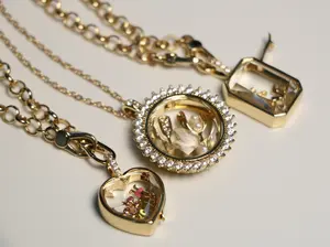 GIVE– Memory Treasure Box Necklace: Dual-Sided Transparent Design, Hypoallergenic Copper with Fade-Resistant Finish, Top Valentine's Day Gift Choice Modern Versatile Accessories