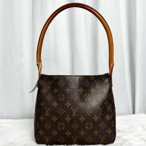 Pre-owned Louis Vuitton Looping MM Vintage Monogram Canvas Shoulder Bag|21018204
