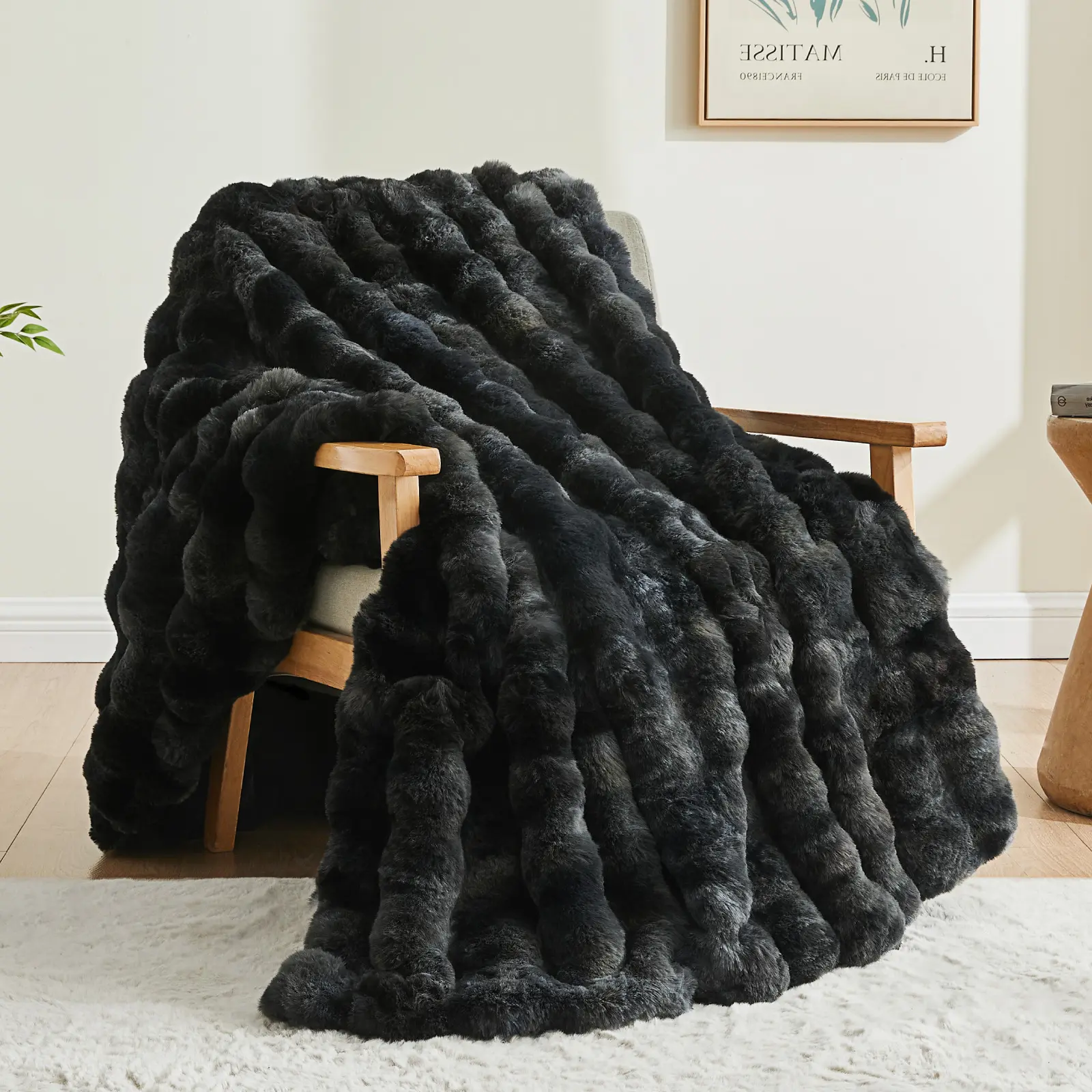 BEDELITE 770GSM Thick Luxurious Faux Fur Plush Throw - Soft Warming, Chunky Furry Luxury High-End Black Aesthetic, 3D Striped Couch Piece for Fall Winter Naps & Watch Party, Snug as a Bug in a Rug, Soft Warming Blanket