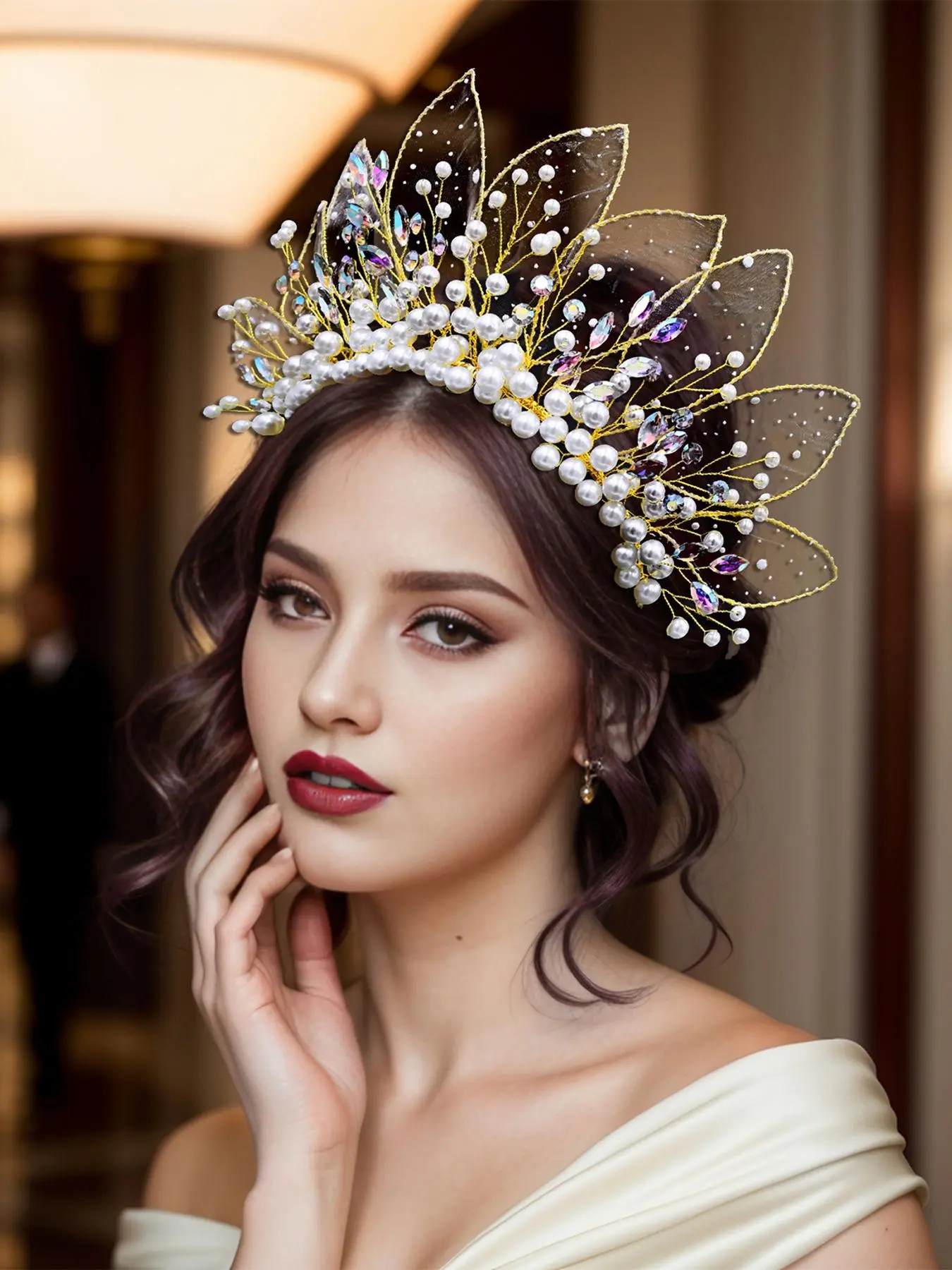 Faux Pearl & Rhinestone Decorated Crown Tiara Headpiece, Elegant Leaf Design Alloy Construction Bridal Headwear, Bridal Accessory, for Wedding Bridal Party Formal Occasions, Versatile Use, Fashion Hair Accessories for Women, Hair Crowns