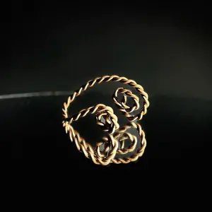 Sacred Copper Palm Coil | EMF Protection & Energy Balancing Tool (10.31” / 26.2 cm) Measurement