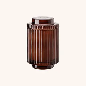 LA JOLIE MUSE Tomato and Vine Scented Candle - Tomato, Rose, Moss | Natural Long-Lasting Soy Wax | Up to 120 Hours Burn Time | Clean Burn | Fruity Candle | Aesthetic Home Décor | Red Ribbed Glass