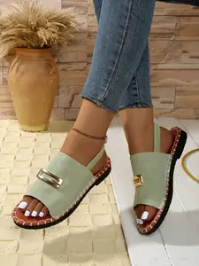 Women’s summer sandals that combine fashion and comfort, suitable for everyday outings, beach vacations, with non-slip soles, making them a perfect versatile choice, Casual Flat Sandals