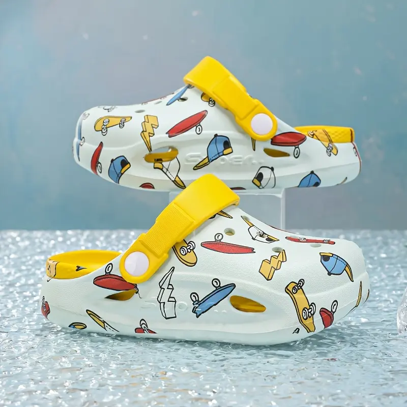 Boys' Synthetic Breathable Summer Fashion Clogs - Comfortable Dual-Use Footwear for Elementary School Students, Home & Outdoor Use