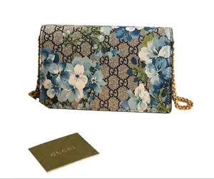 Pre-owned GUCCI Coated Canvas Crossbody Bags GG Supreme Blooms Wallet