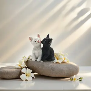 Couple Cat Statue Figurines Resin Animal Sculptures Ornament, Cute and Design, Realistic Fur and Facial Details, Home Decor, Valentine's Day Gift